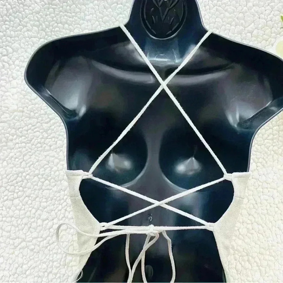 Urban Outfitters Silver Sparkle “70’s” Cropped Tie Back Halter Top Size S - Picture 7 of 13